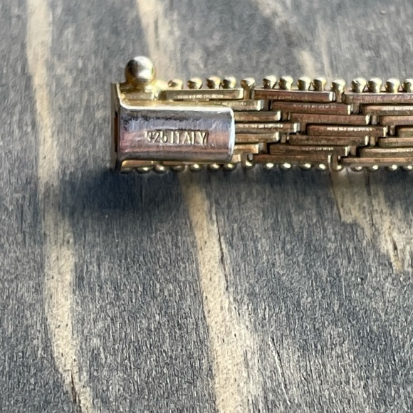 Tri-Color Bracelet with Clasp - Picture 2 of 5